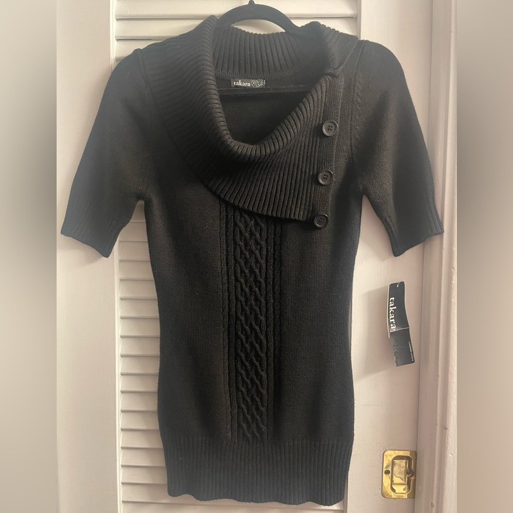 NWT Takara Black Cowl Neck Asymmetrical Neckline w/Button Accents, Cable Knit M